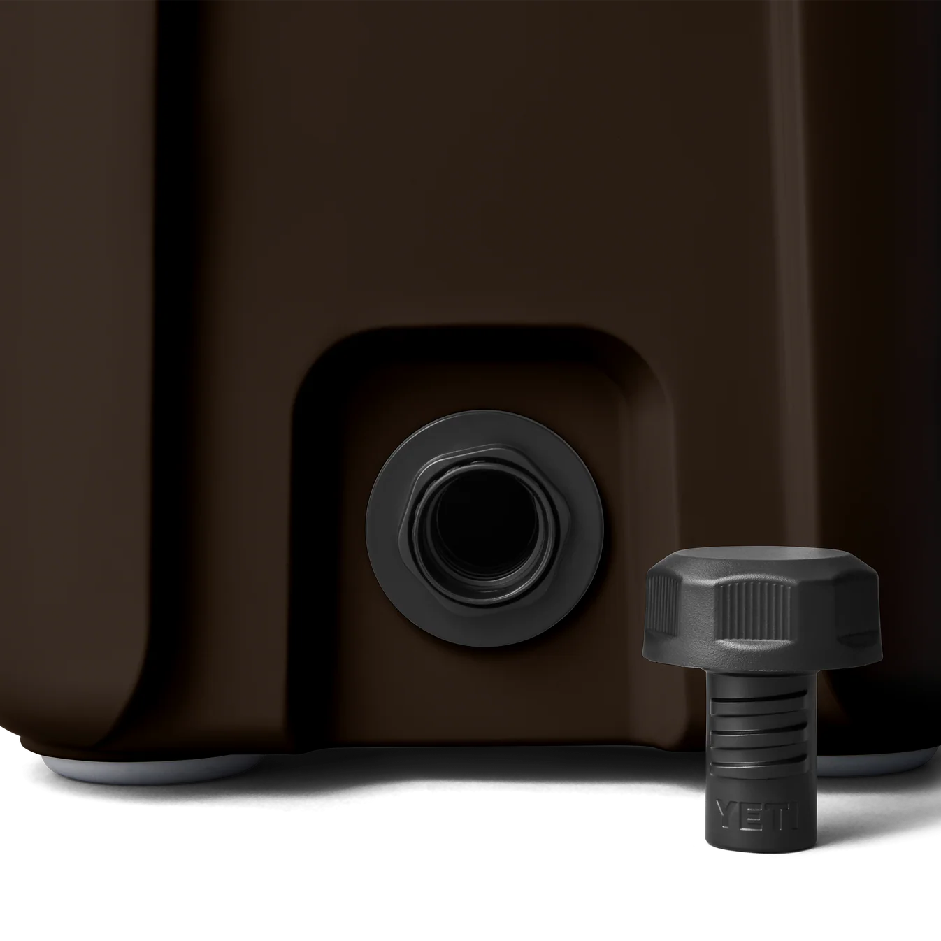YETI Roadie 15 Hard Cooler image 4