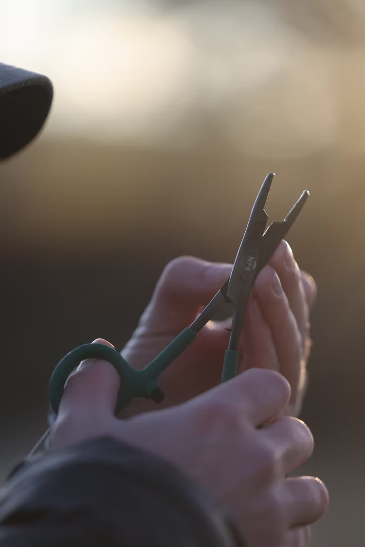 NFS Scissor Forceps img 4